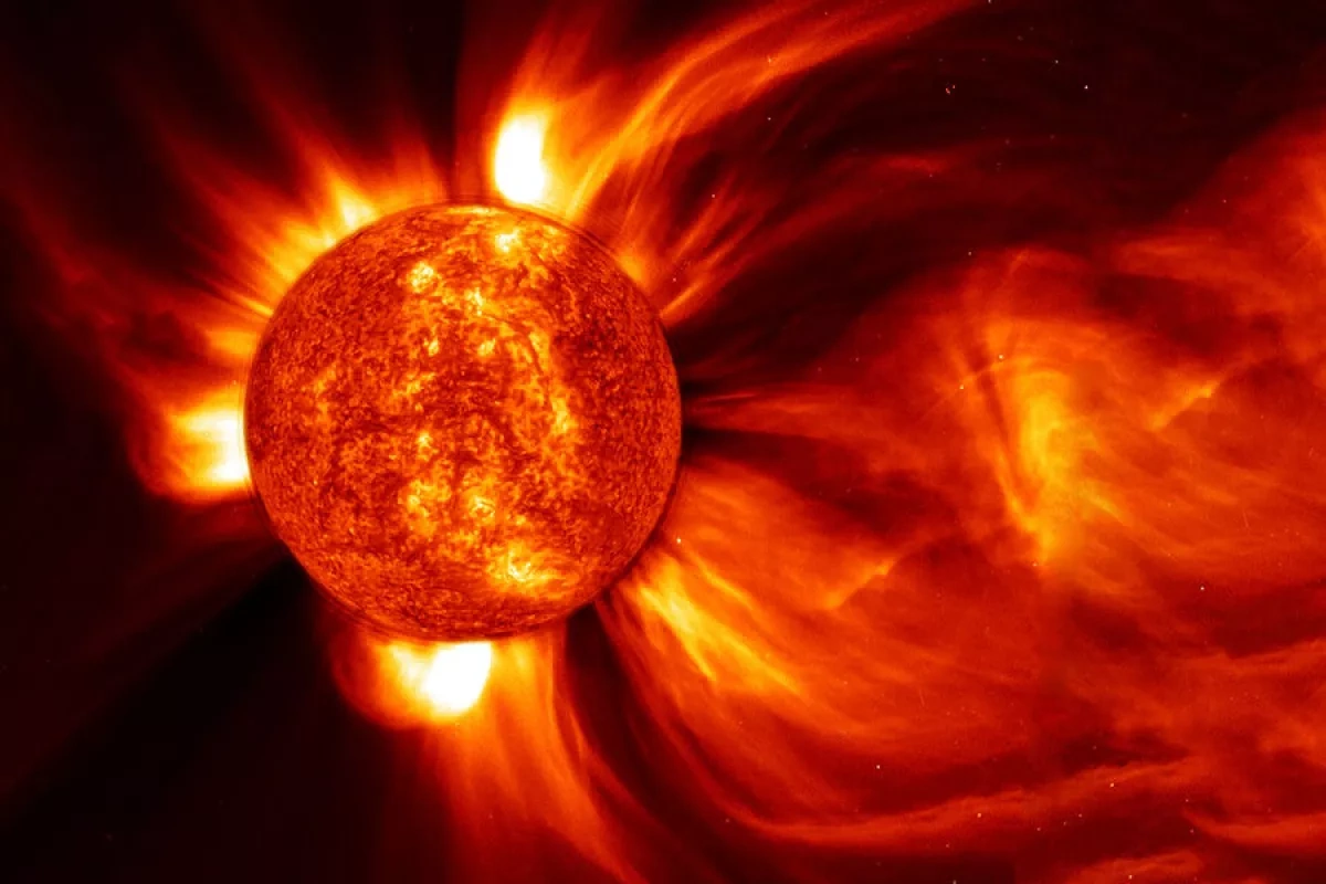 Powerful sunspot region set to face Earth, scientists warn
