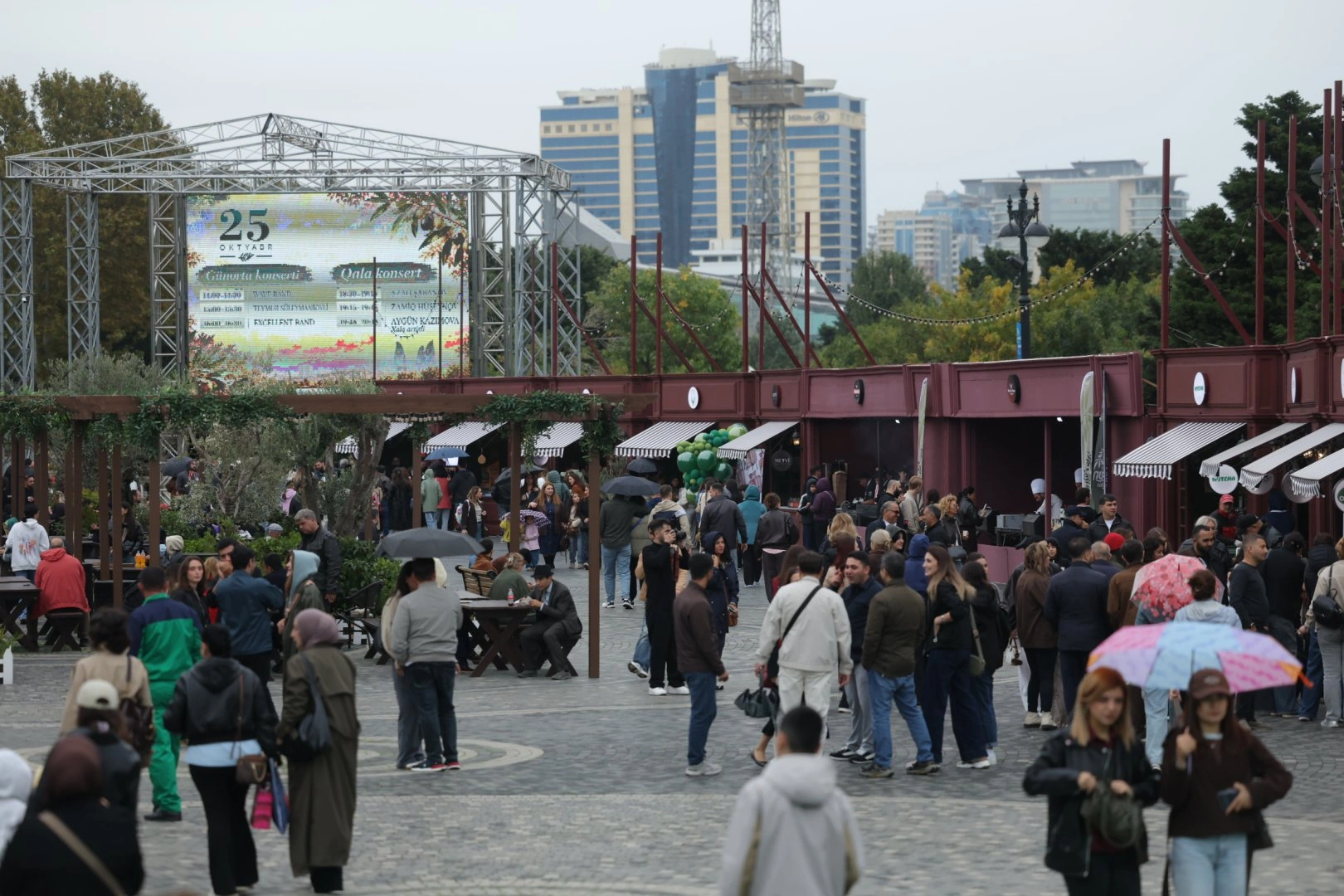 Olive Festival continues in Baku despite rainy weather (PHOTO)