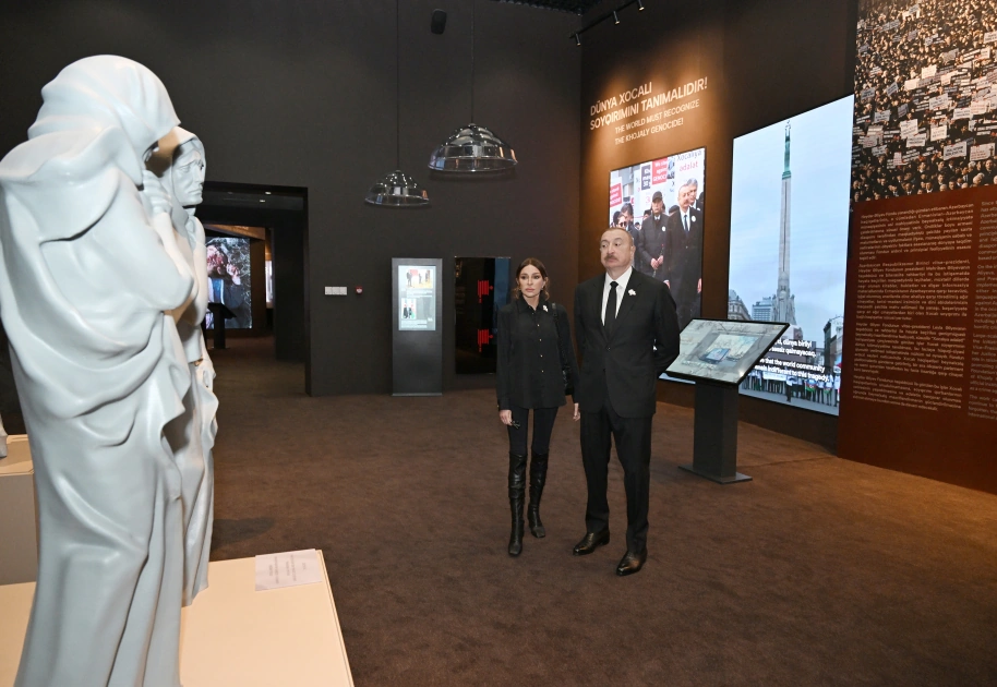 Footage of President Ilham Aliyev and First Lady Mehriban Aliyeva's participation in opening of Khojaly Genocide Memorial posted on president's social media pages (VIDEO)