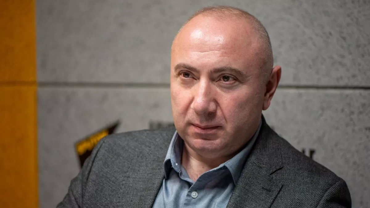 Armenian court holds closed-door hearing in opposition party leader case VIDEO
