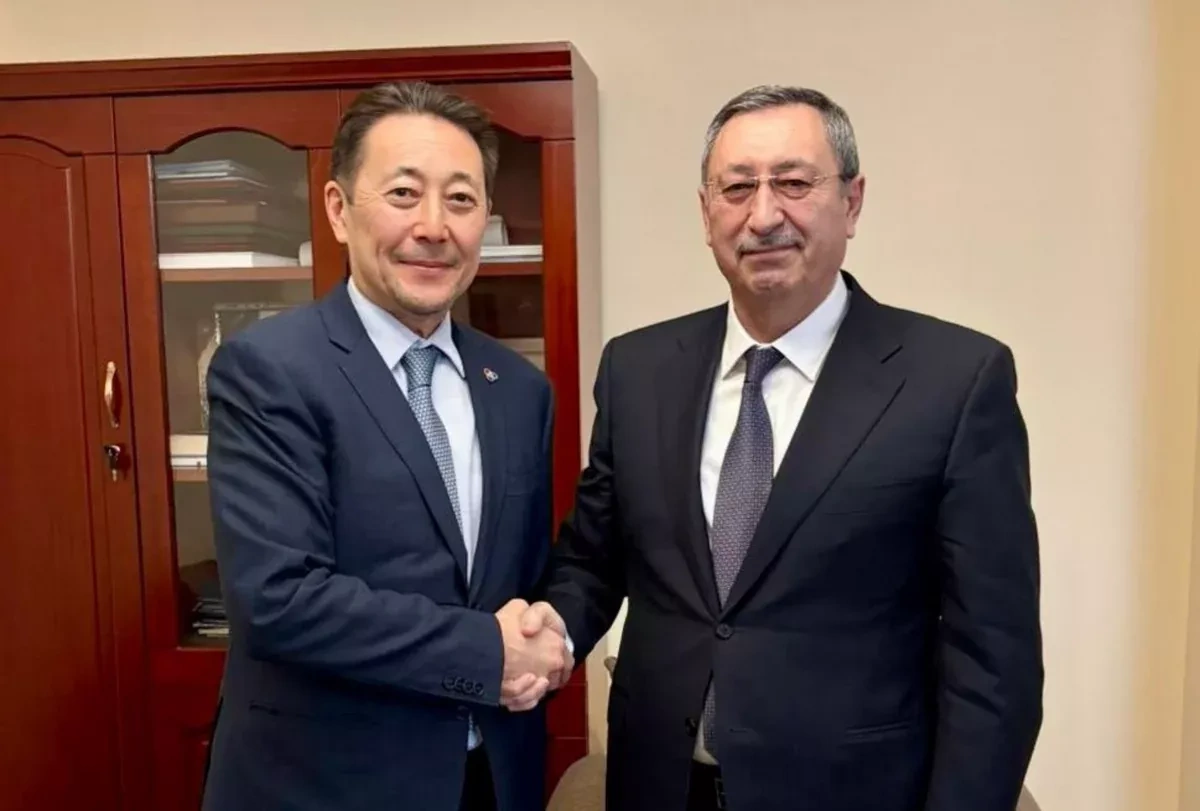 Azerbaijan hosts CICA chief for talks on cooperation agenda