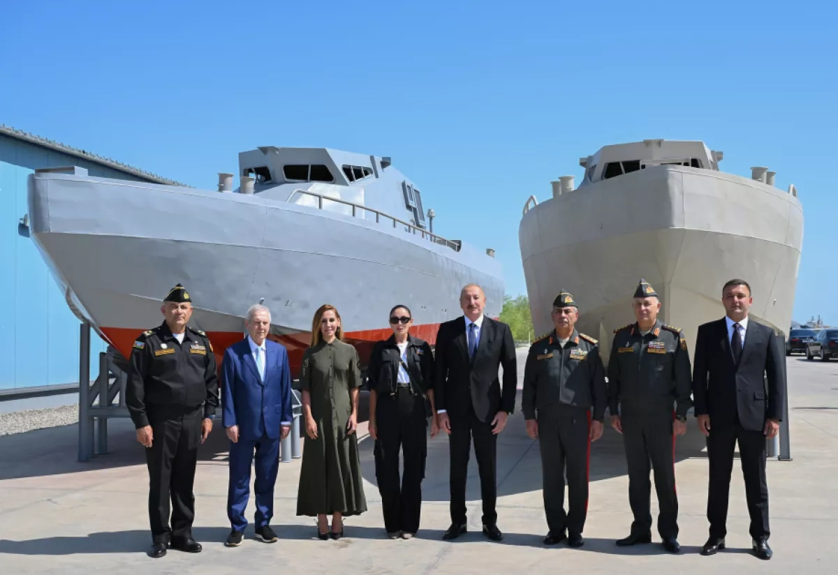 President Aliyev, first lady visit Azerbaijan’s Navy, inspect naval capabilities PHOTO
