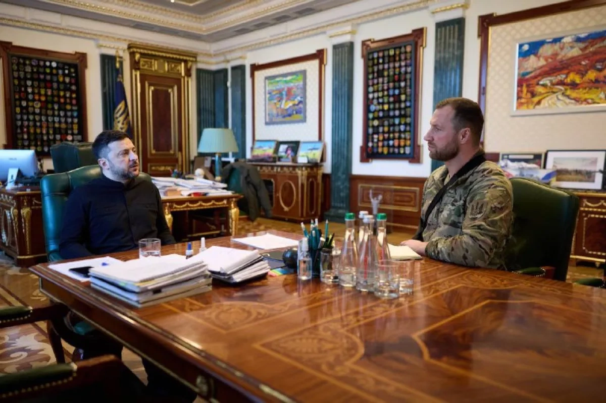 Zelenskyy appoints new head of Ukraine’s security service, meets former FM PHOTO