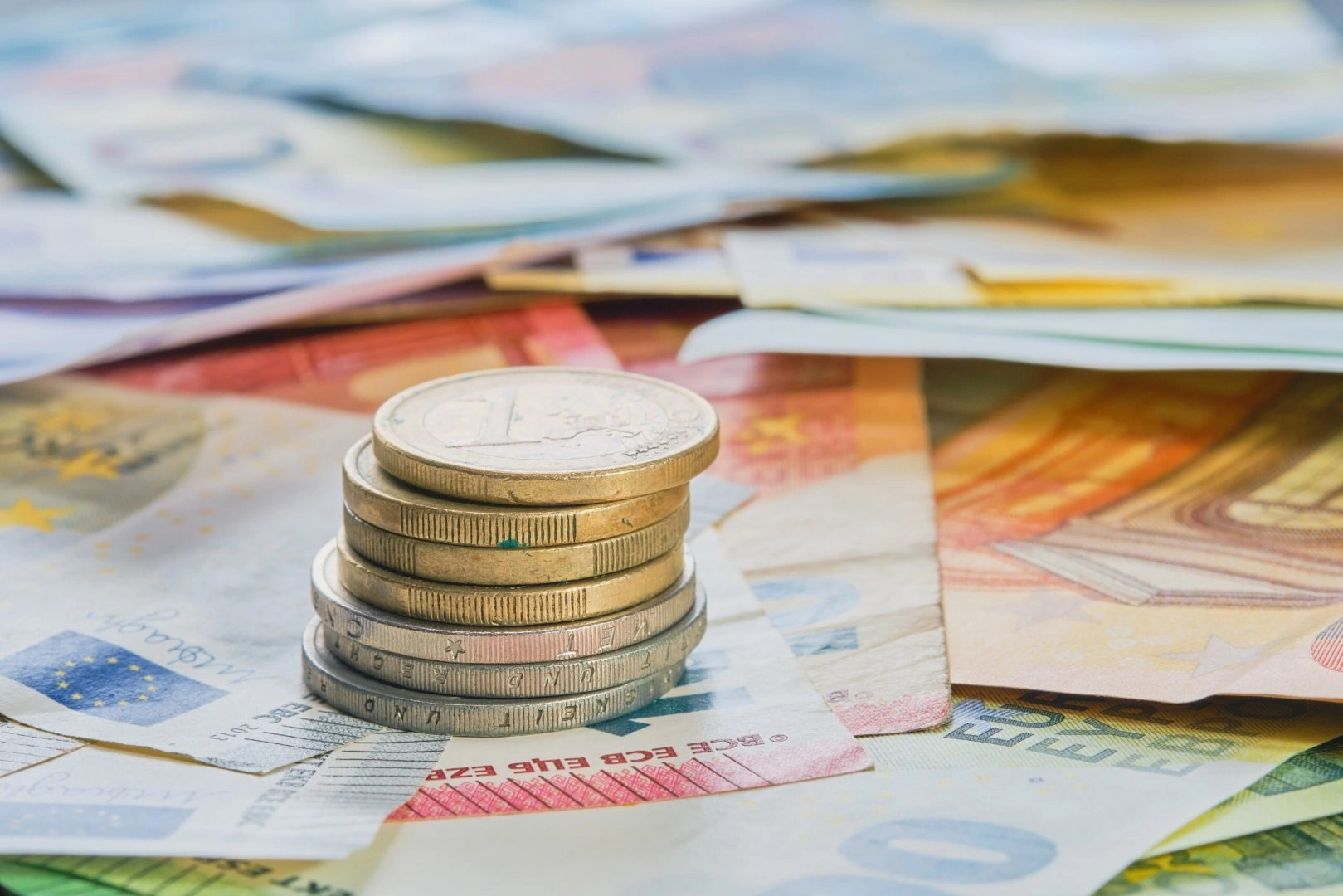 Loans to citizens and sole entrepreneurs grow in Turkmenistan in February 2026