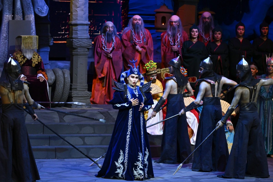 Heydar Aliyev Foundation VP Leyla Aliyeva attends premiere of opera “Turandot” (PHOTO)