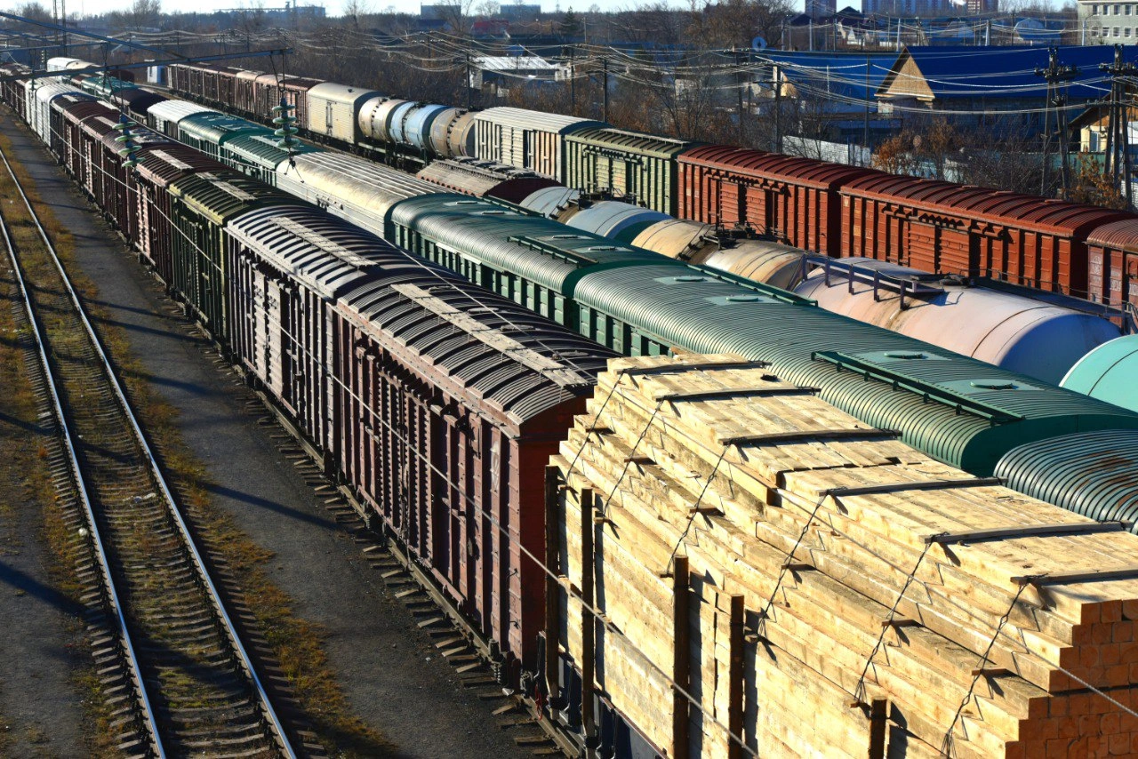 CAREC countries need to reduce remaining barriers to cross-border trade