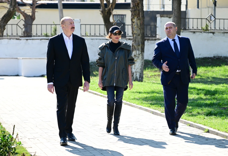 President Ilham Aliyev, First Lady Mehriban Aliyeva meet with residents of Khojavend town and Khojavend village (PHOTO)