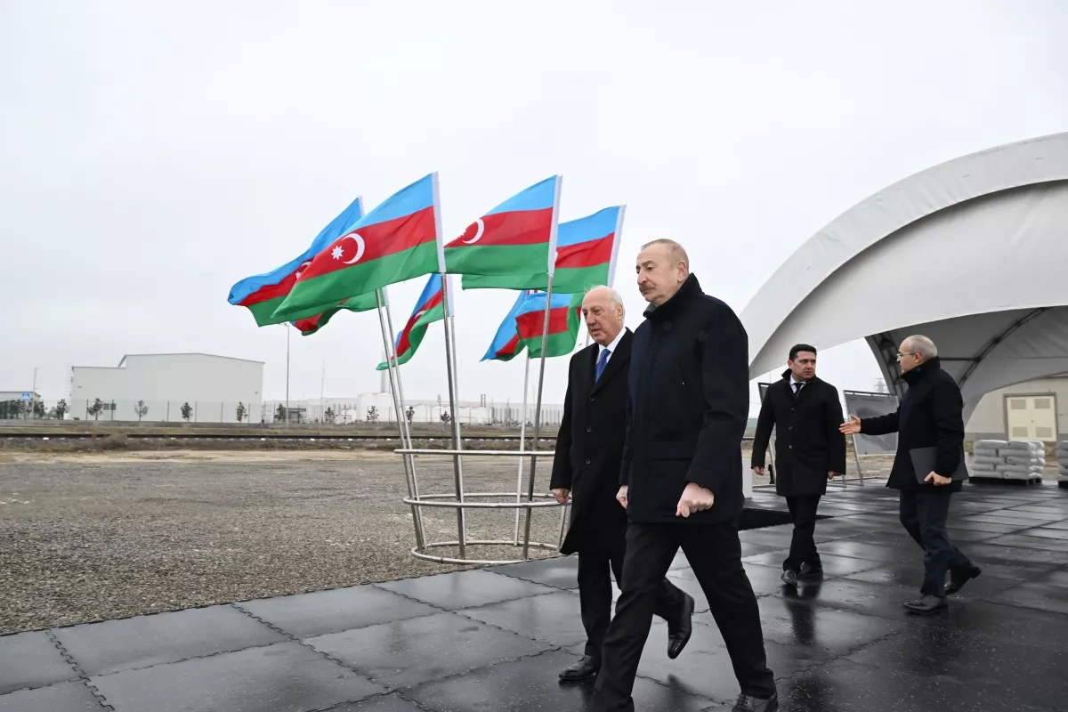 Azerbaijani president lays foundation stone for polypropylene, laminated bag plant Photo
