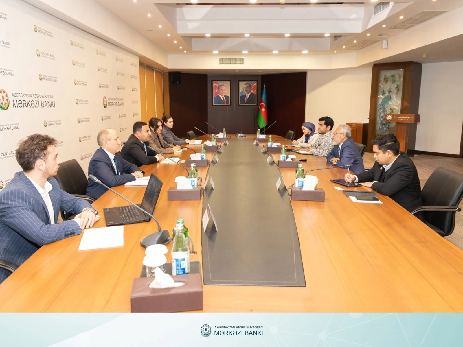 Azerbaijan, Malaysia explore opportunities for co-op in Islamic finance dev't