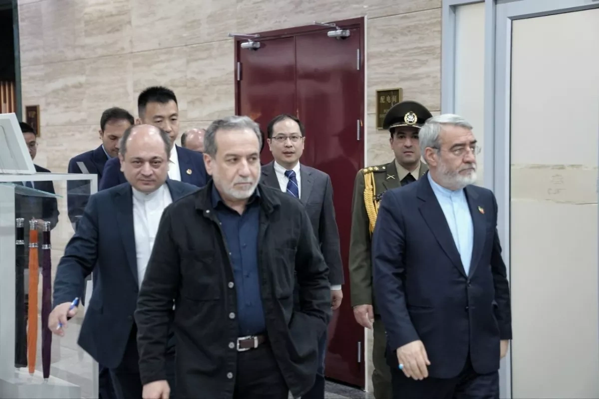 Iranian foreign minister holds talks in China ahead of Trump visit PHOTO