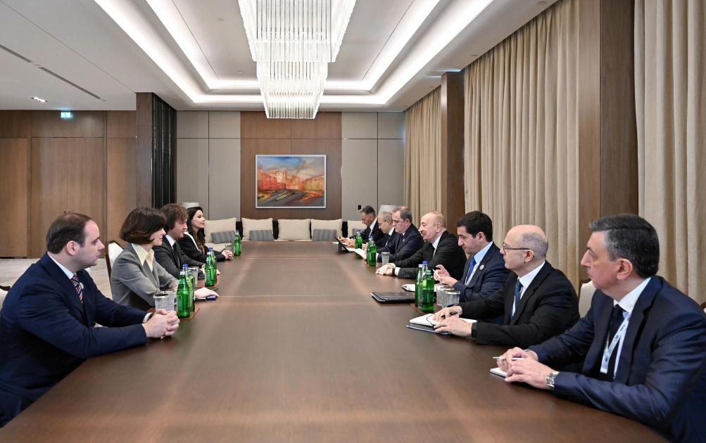 President Ilham Aliyev meets with Georgian Prime Minister (PHOTO)