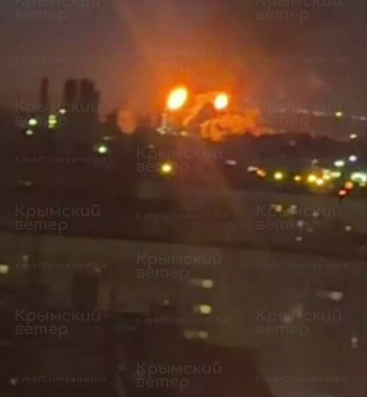 Media: Drone strike sparks fire at major Russian chemical plant PHOTO / VIDEO