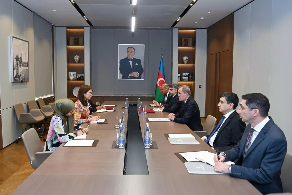 Azerbaijan, Malaysia map out new areas for bilateral cooperation PHOTO