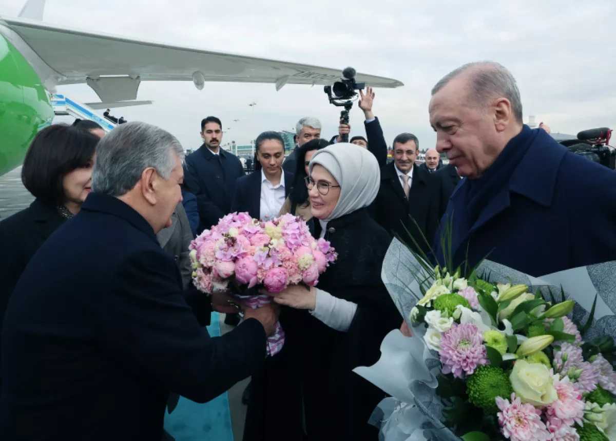 Uzbekistan's president arrives in Türkiye PHOTO