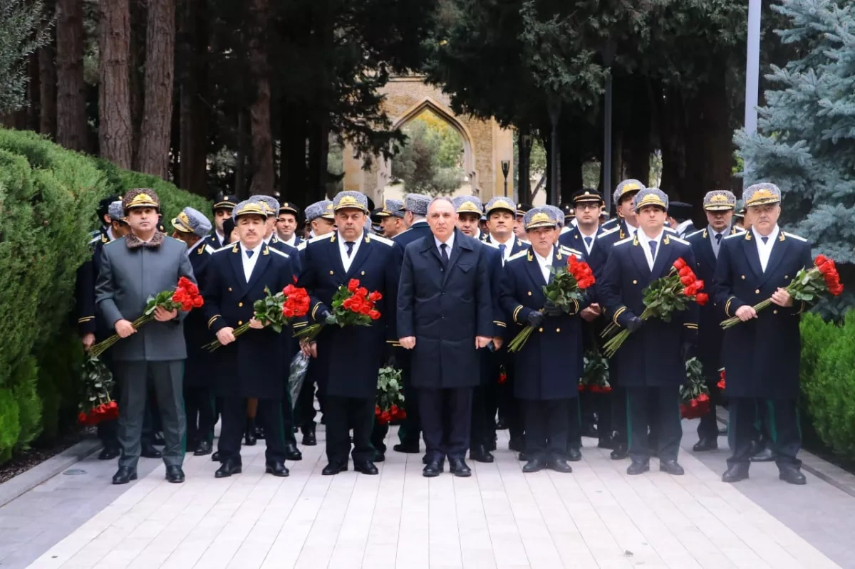 Azerbaijani top officials honour memory of National Leader Heydar Aliyev PHOTO/VIDEO