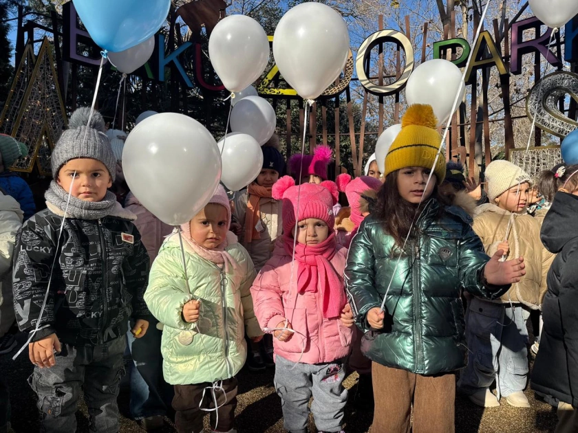 Holiday event for children organized at Baku Zoological Park on Leyla Aliyeva's initiative (PHOTO)