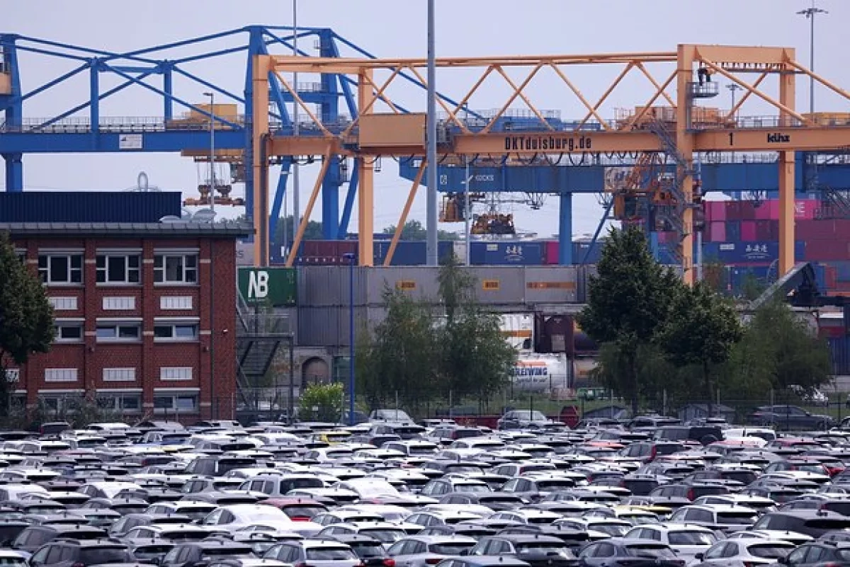 European automaker shares slide after Trump threatens new US tariffs