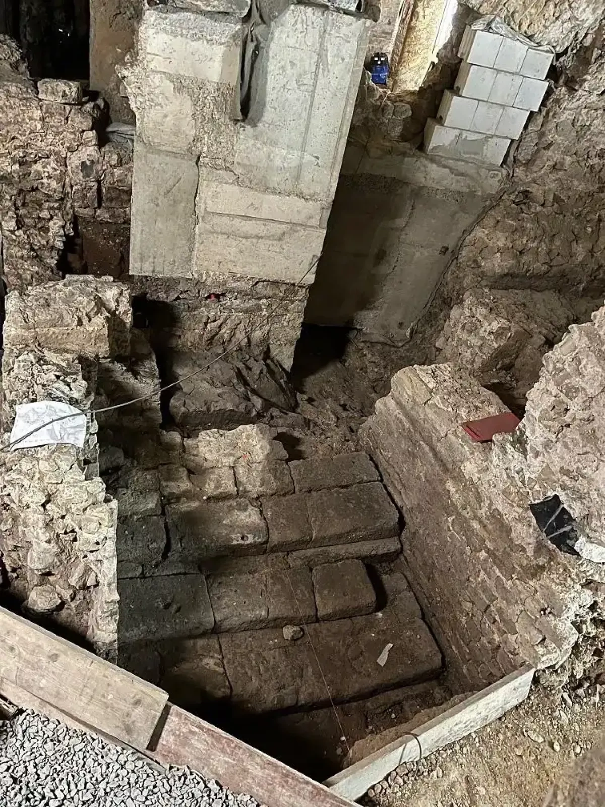 Ancient Roman staircase unearthed beneath Cologne museum site