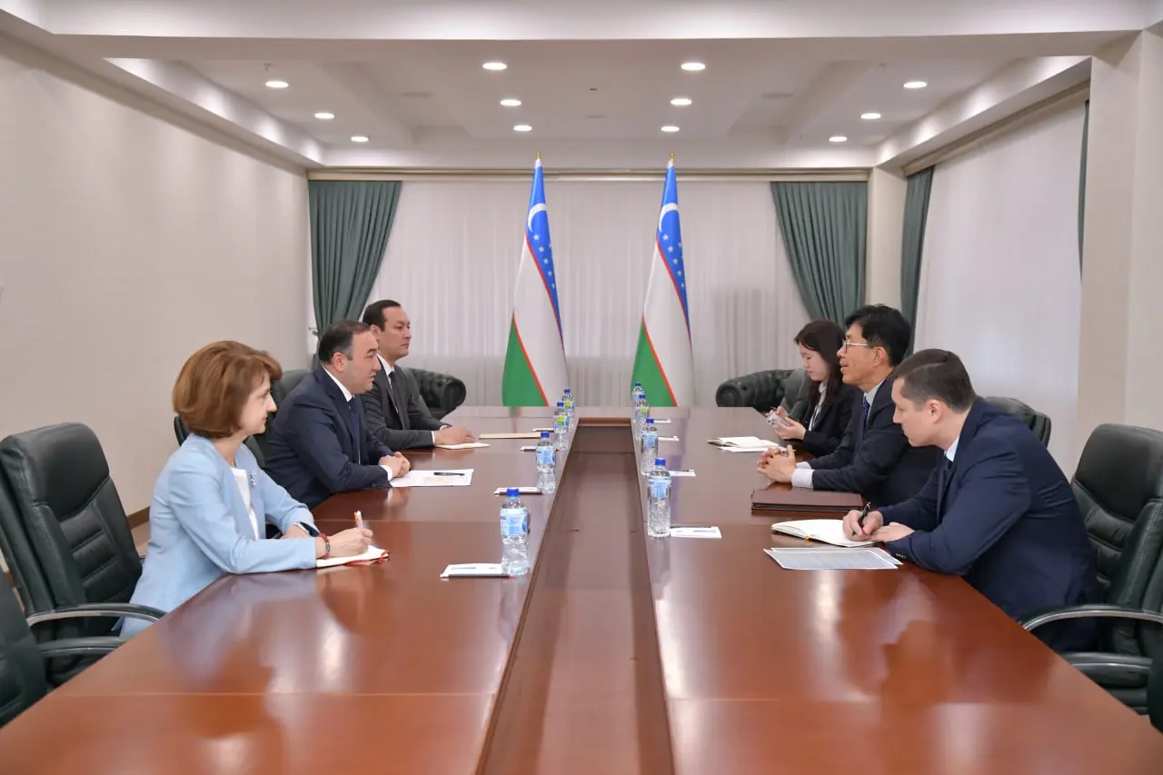 Uzbekistan, South Korea hold talks on strategic partnership dev't