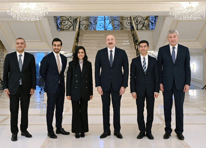 President Ilham Aliyev receives Secretary-General of World Tourism Organization (PHOTO)