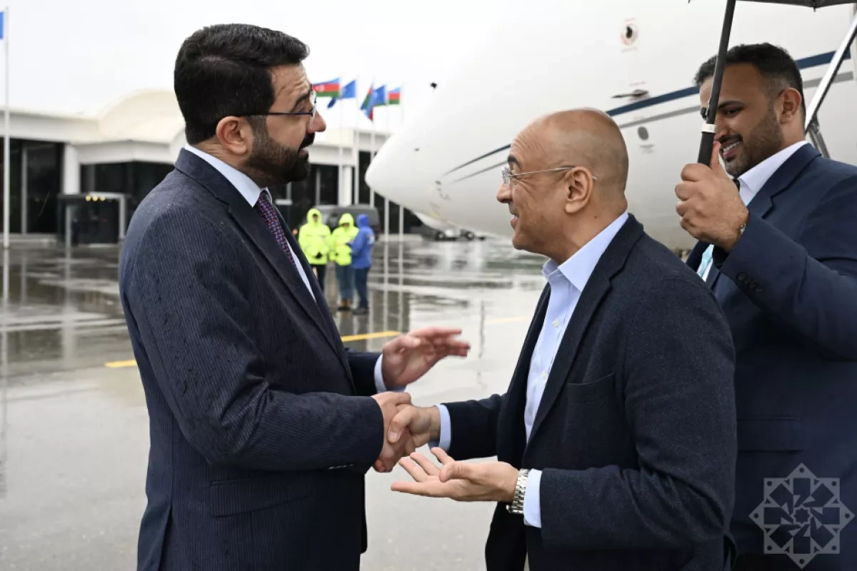 Gulf Cooperation Council chief lands in Baku for UN urban forum PHOTO