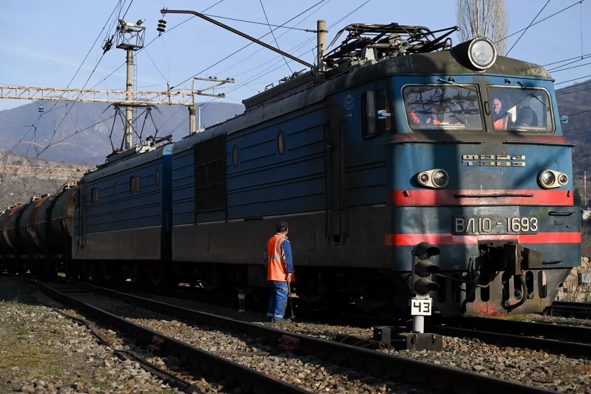 Azerbaijan delivers fuel to Armenia in first cross-border rail shipment PHOTO / VIDEO