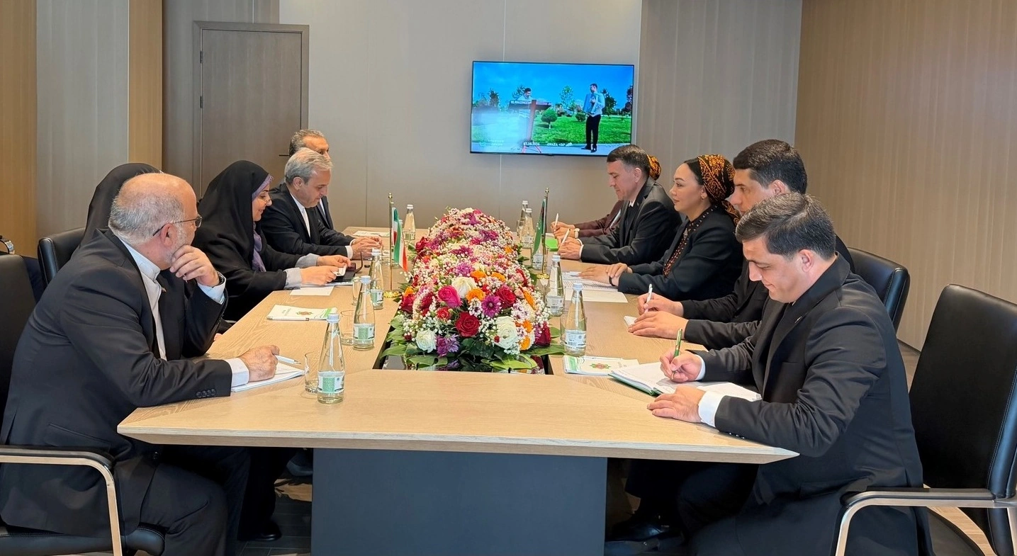 Turkmenistan, Iran discuss expanding transport and trade cooperation
