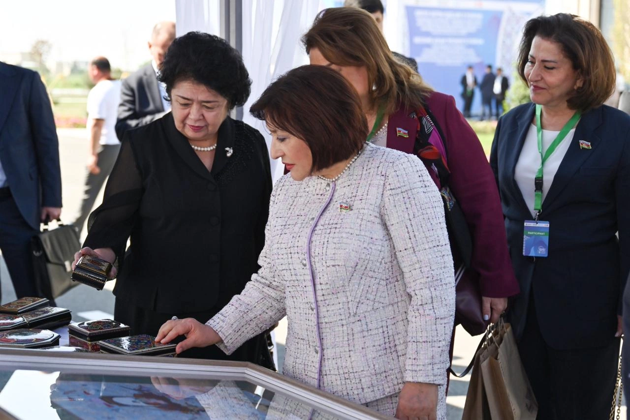 Azerbaijani speaker spotlights women's big input to rebuilding liberated areas (PHOTO)