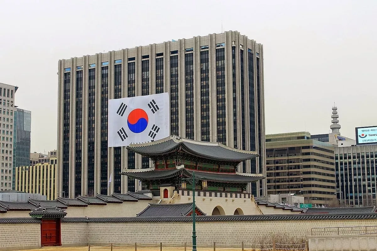 Seoul moves to boost ties with Gulf states as war hits trade
