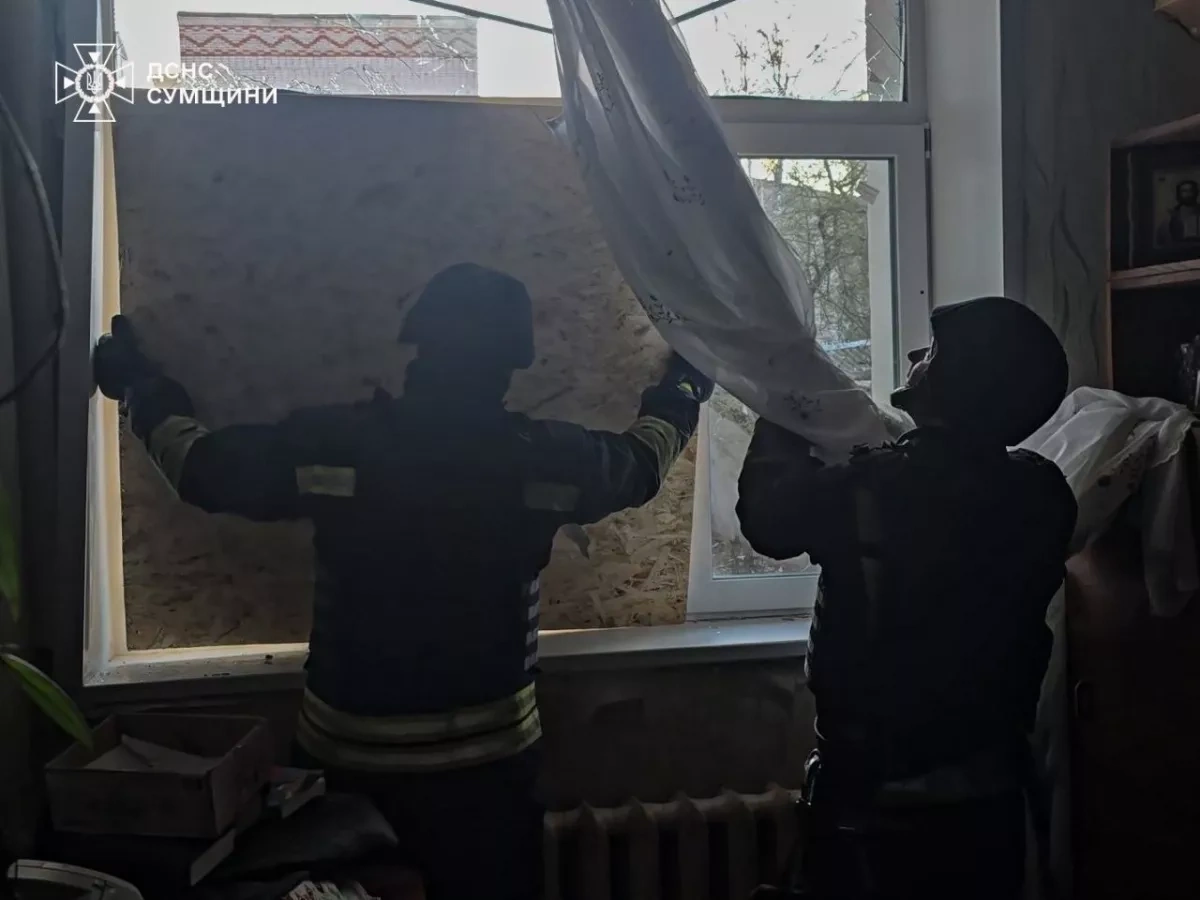 Four injured after strike hits Ukraine's Sumy region PHOTO