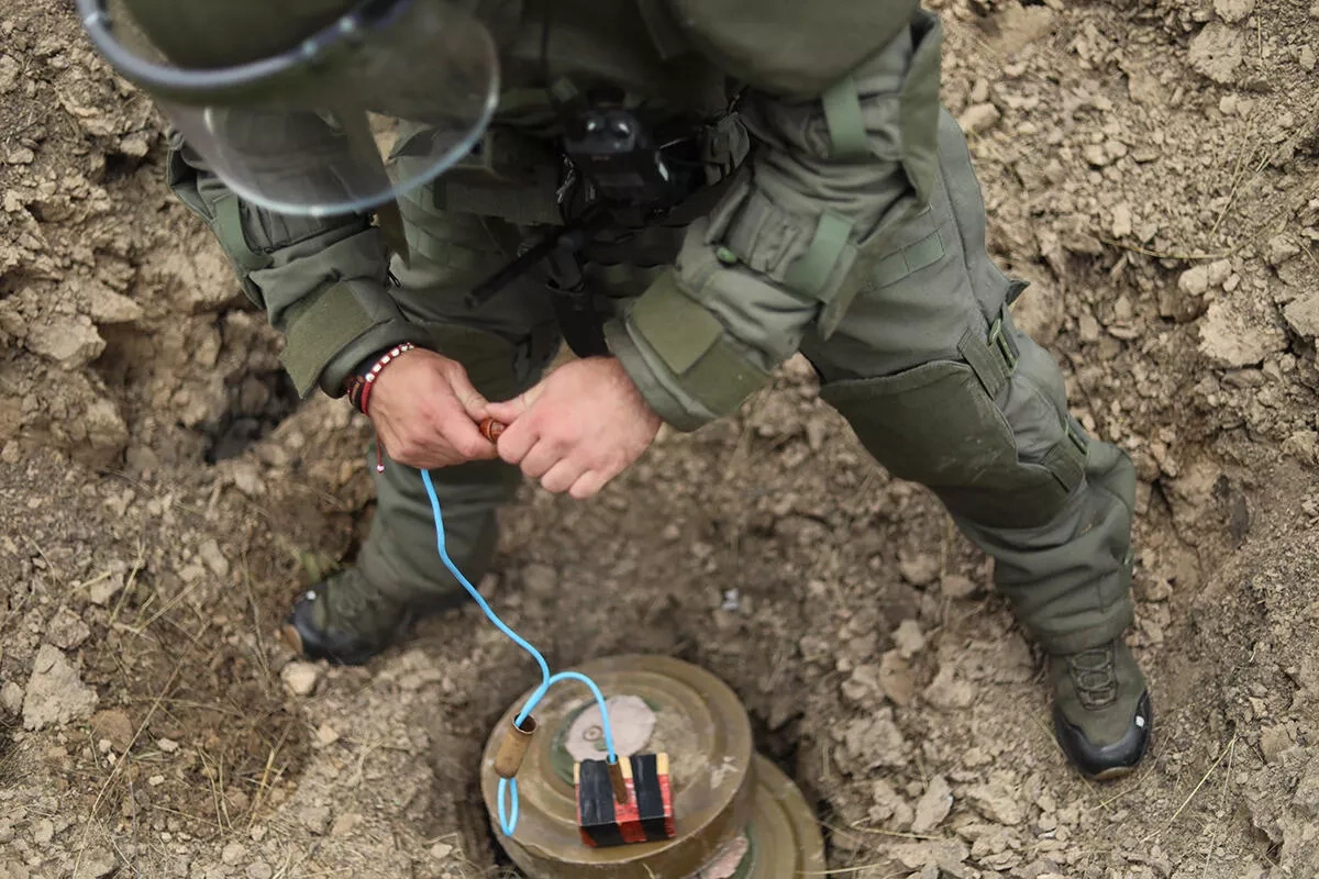 Over $1 million stolen in fake Ukrainian demining scheme