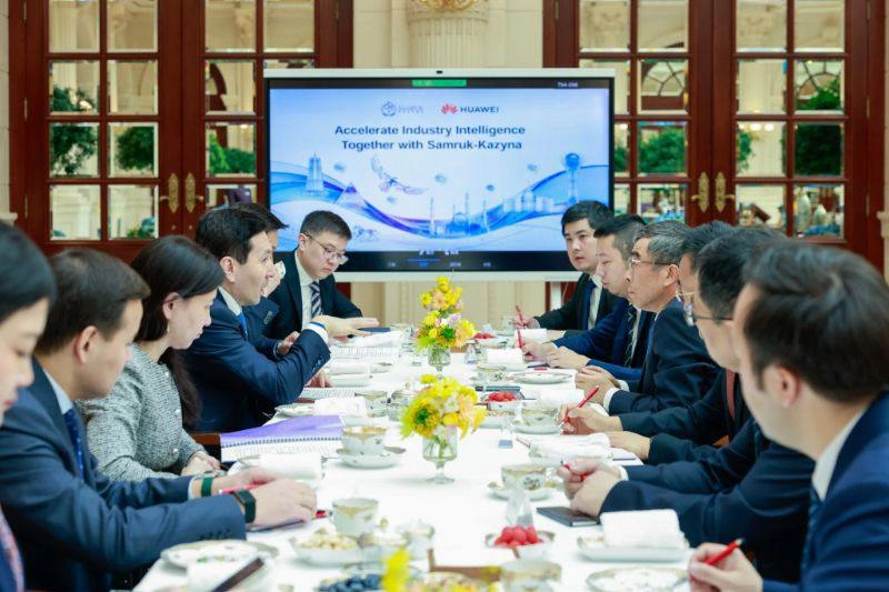 Kazakhstan's Samruk-Kazyna, Huawei keen to deepen cooperation