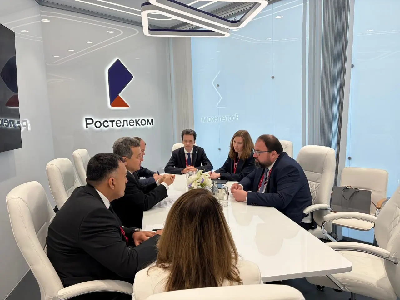 Uzbekistan, Russia deepen partnership in AI