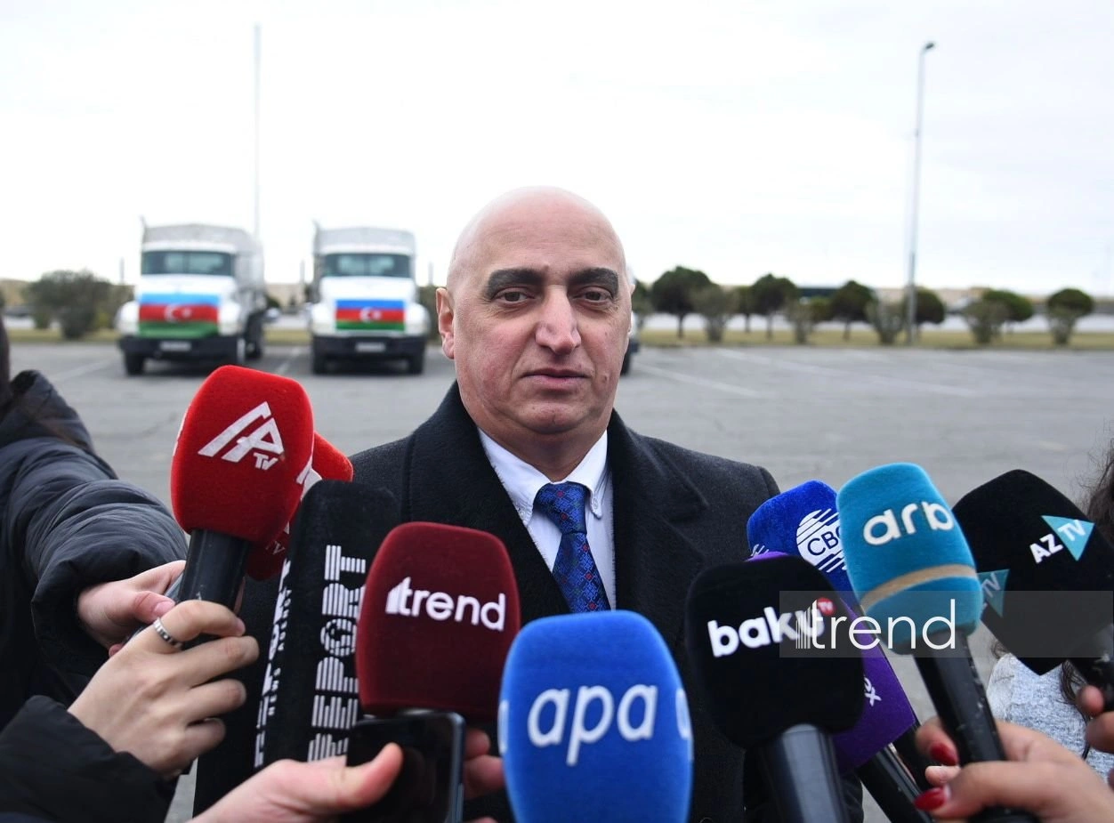 Azerbaijan sheds light on food products dispatched to Iran (PHOTO)