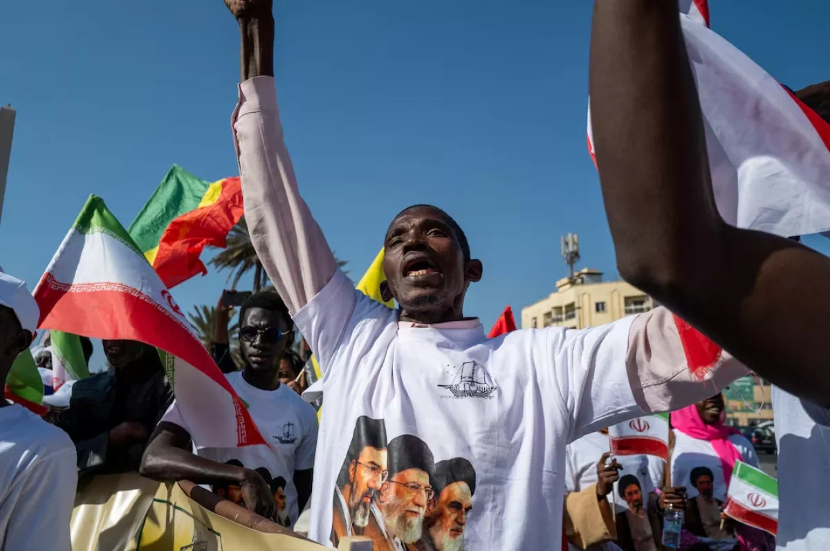 Senegal bans officials’ trips as oil crisis hits budget