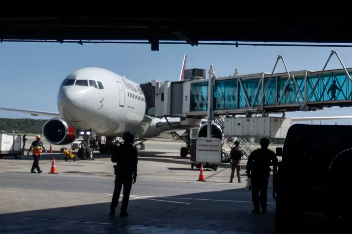 US resumes deportation flights to Venezuela after earthquakes