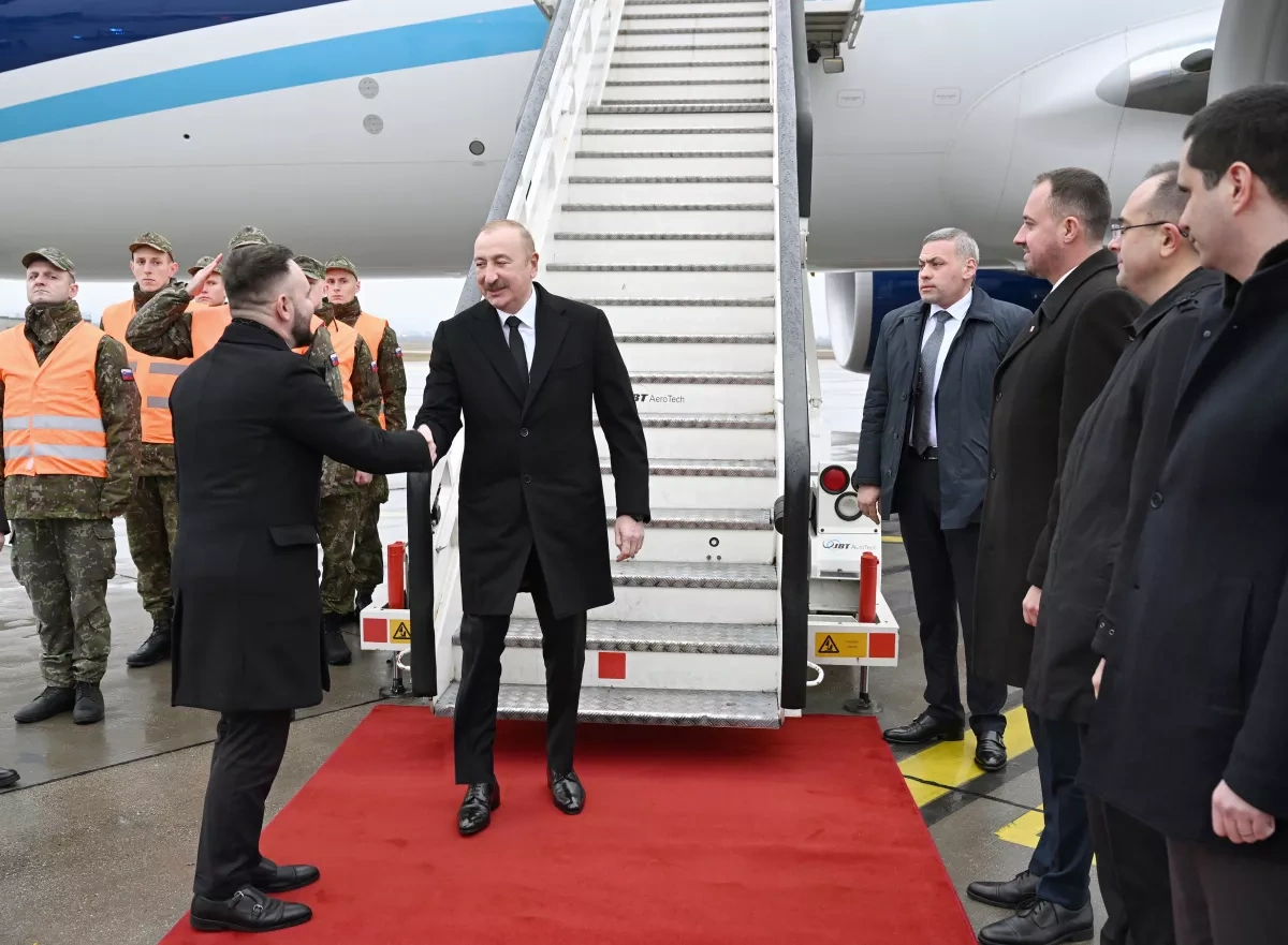 Azerbaijani president arrives in Slovakia for official visit PHOTO