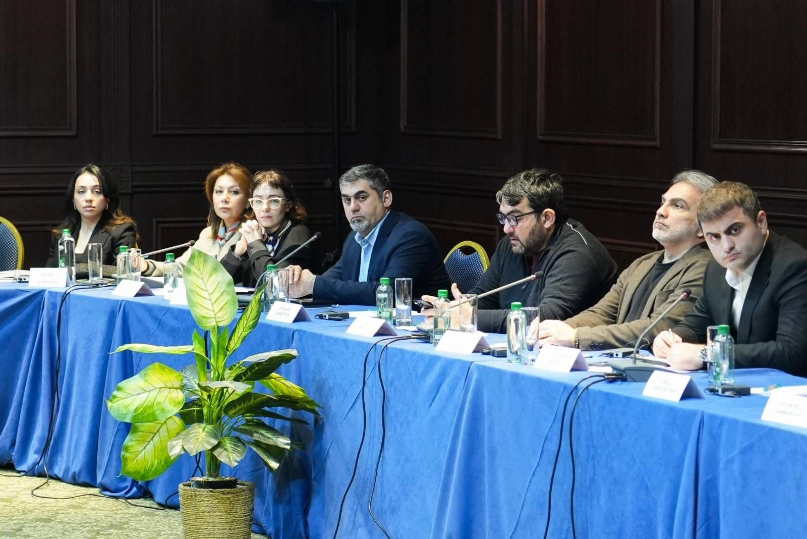 Armenia hosts roundtable with Azerbaijani and Armenian civil society representatives under “Bridge of Peace” initiative (PHOTO)