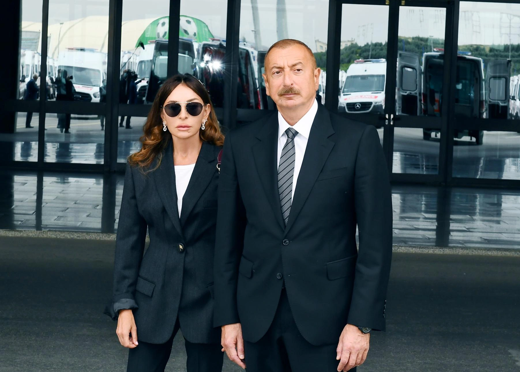 President Ilham Aliyev and First Lady Mehriban Aliyeva visit Nasimi Gardens complex