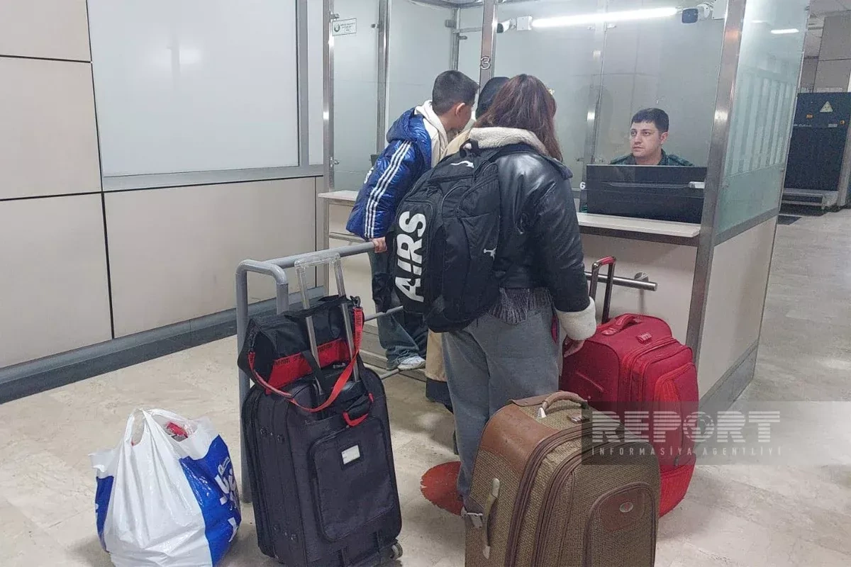 Bulgarian embassy staff evacuated from Tehran via Azerbaijan PHOTO