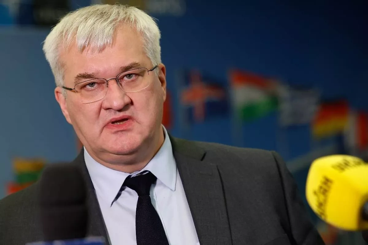 Ukrainian FM makes quiet exit after talks with Polish counterpart