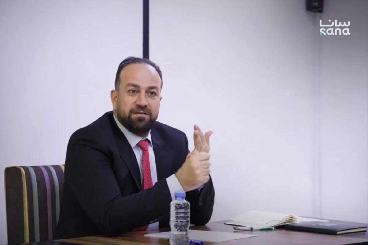 Syrian minister urges state media to prioritise national interest and social cohesion photo