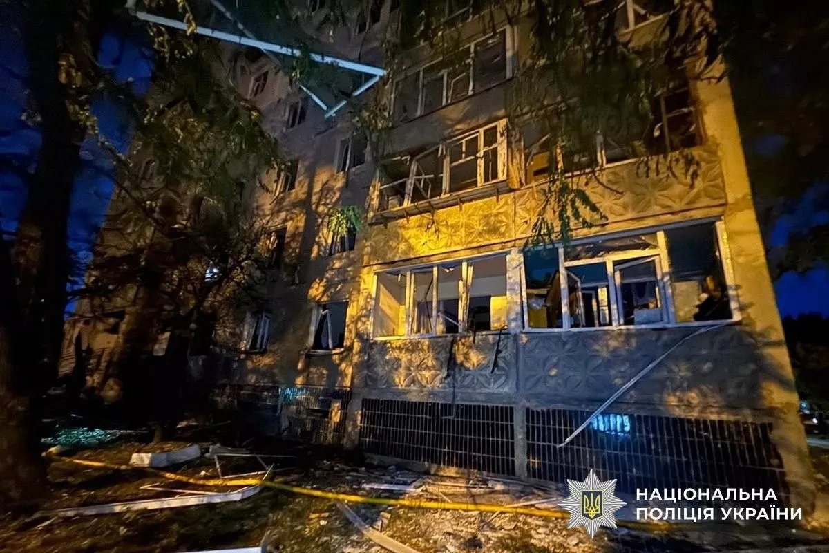 Russian drone attack sets Sumy shopping centre ablaze, six injured VIDEO / PHOTO
