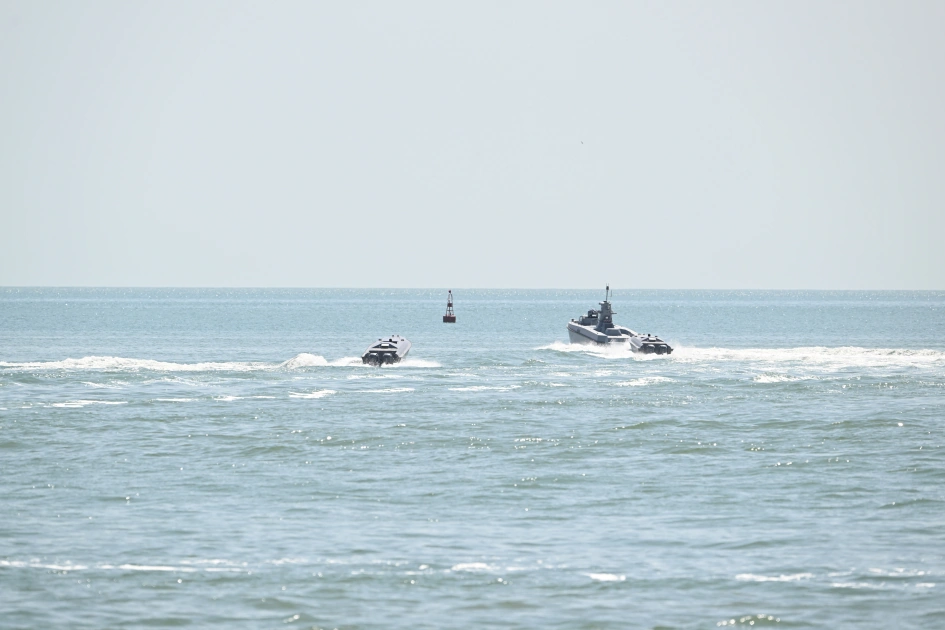 President Ilham Aliyev and First Lady Mehriban Aliyeva visit Azerbaijani Navy (PHOTO)