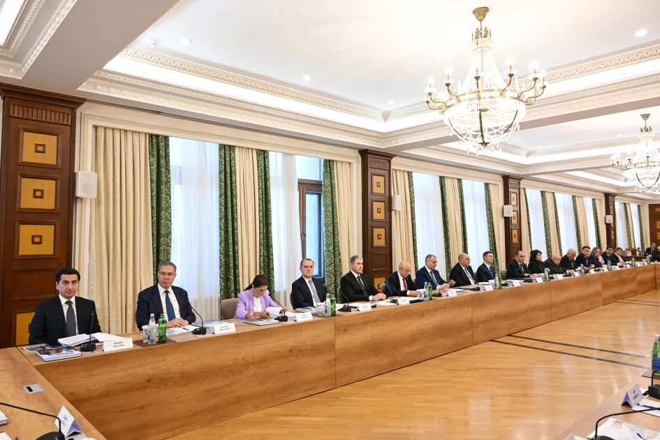 Organizing committee holds meeting regarding hosting of WUF13 (PHOTO)