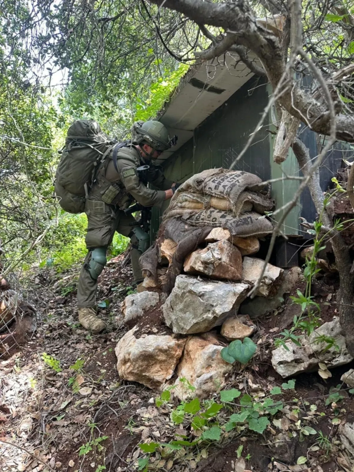 Israel destroys Hezbollah's infrastructure on Mount Dov in Lebanon PHOTO