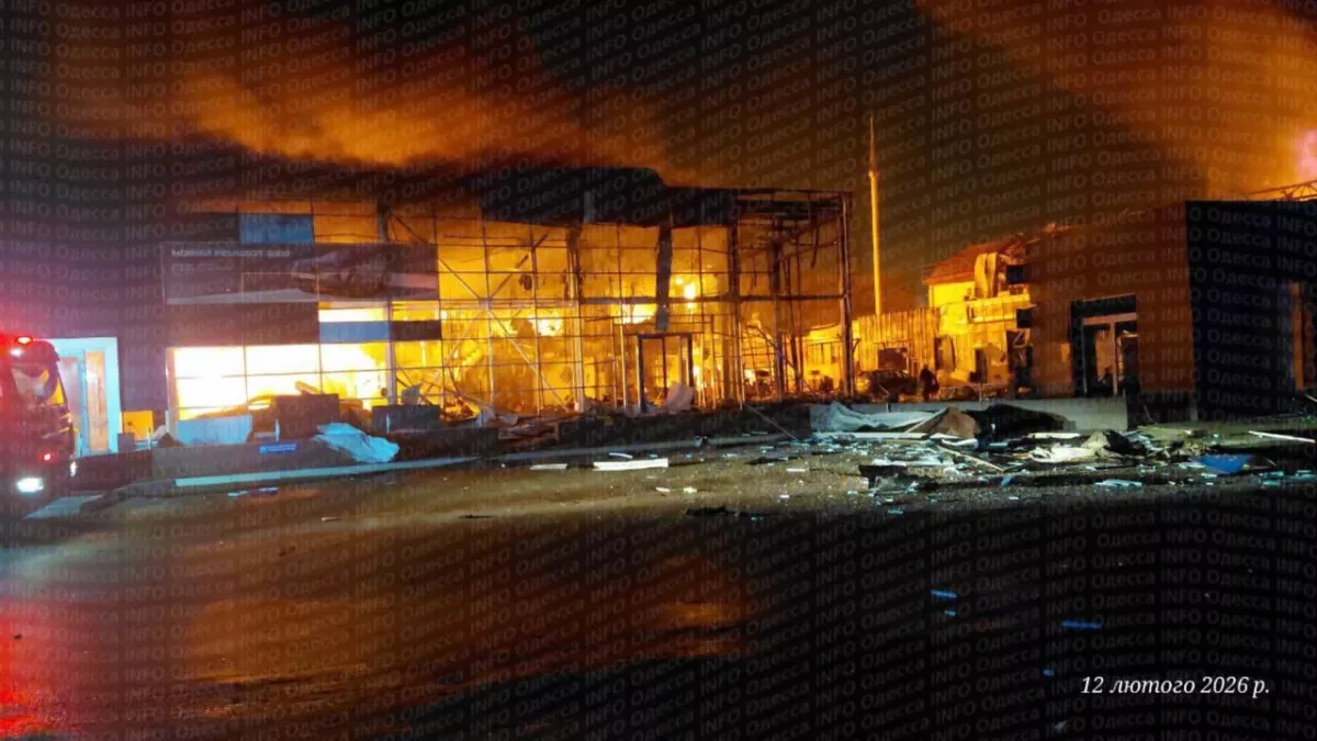 Russian strike hits Odesa car dealership, one dead, six injured VIDEO