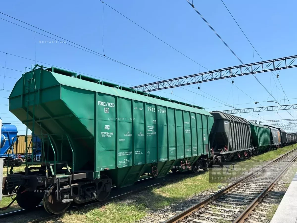 New fuel and grain shipments sent from Azerbaijan to Armenia PHOTO