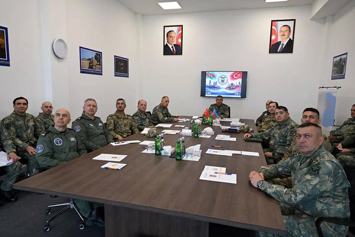 Azerbaijan, Türkiye hold joint electronic warfare drills in Baku Photo