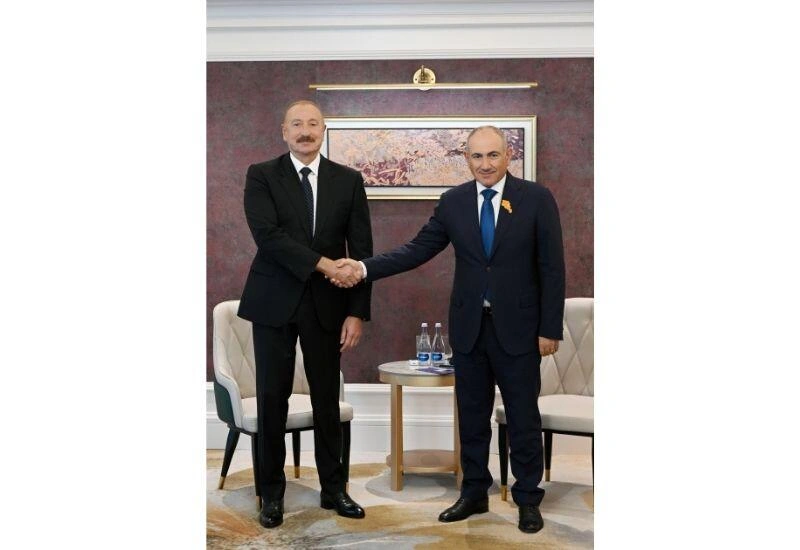 President Ilham Aliyev and Pashinyan discuss opportunities to expand economic co-op between Azerbaijan and Armenia